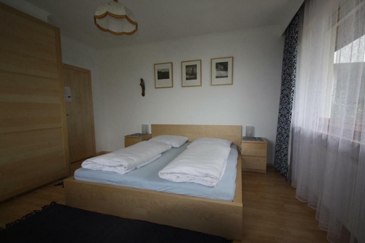 Ferienwohnung Christ Grinzens エクステリア 写真